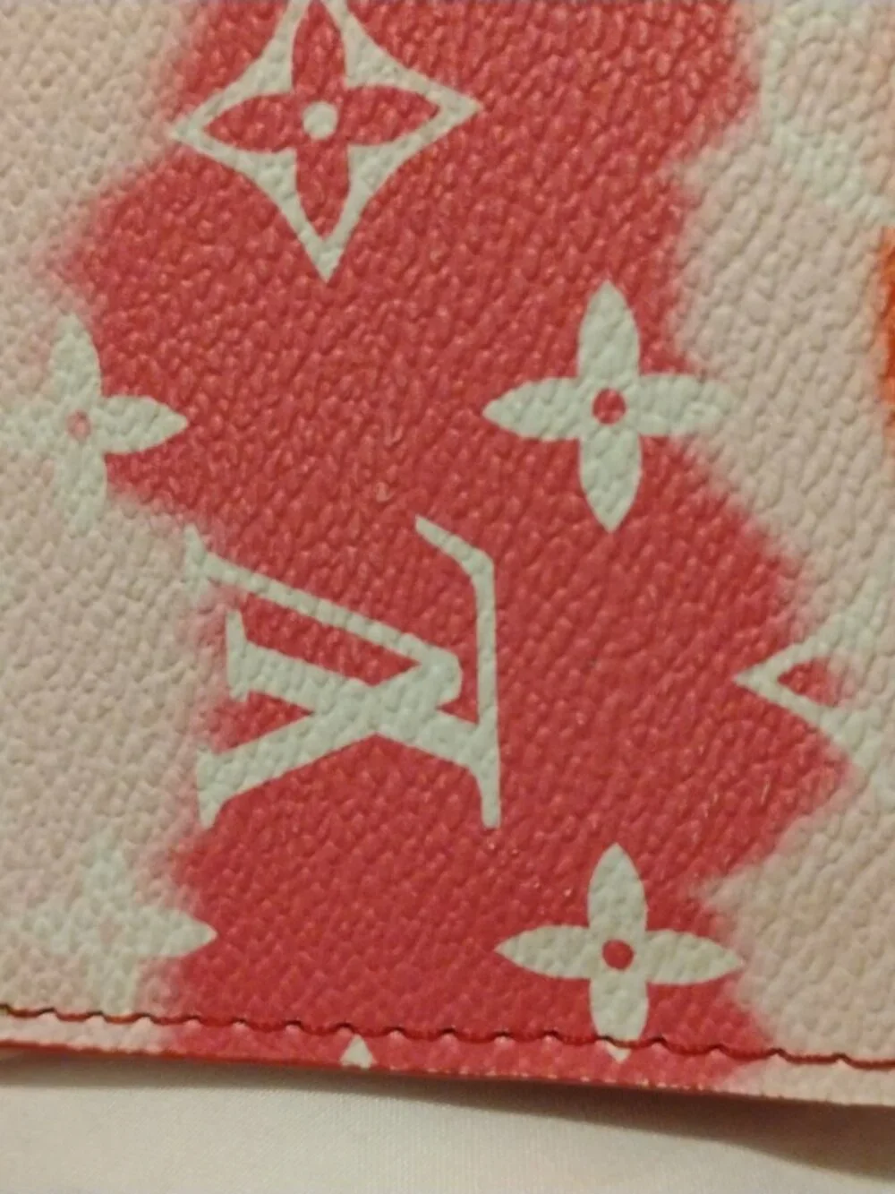 Louis Vuitton Wallet - Picture 14 of 14